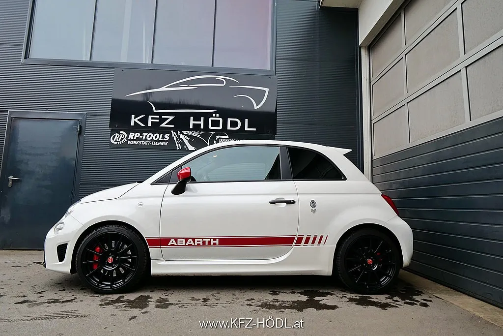 Abarth 595 Competizione MTA Image 6